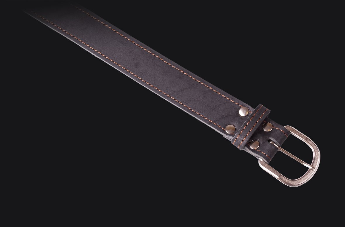 Leather belt Narrow black