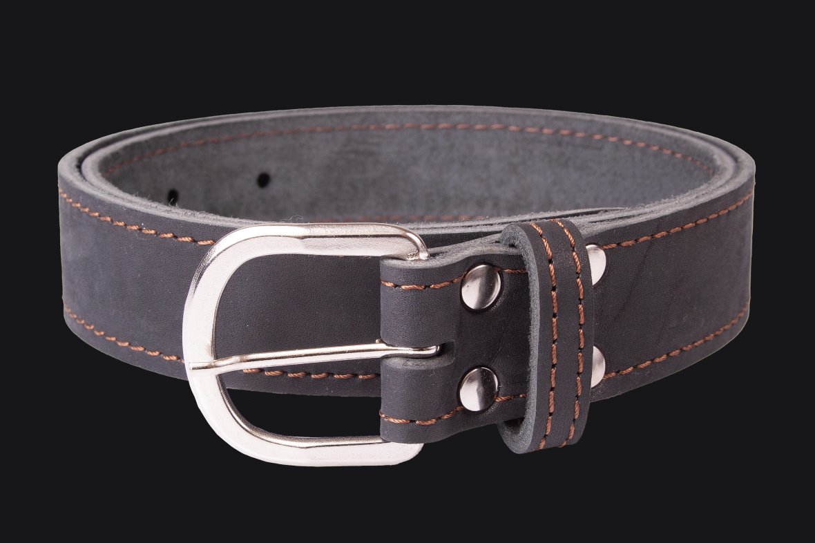 Leather belt Narrow black