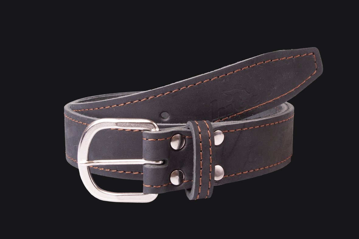 Leather belt Narrow black